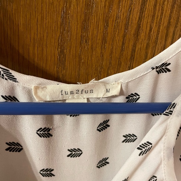 Fun2Fun Tank Size Medium - Picture 3 of 4